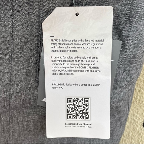 Eddie Bauer Women's Superior III Down
Stadium Coat Jacket Size: PXS Color: Gray - Picture 8 of 16